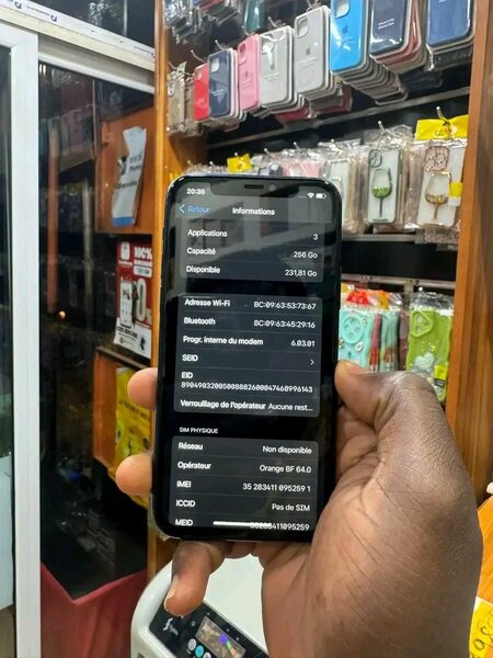 iPhone 11 Pro Max 64Go Vert