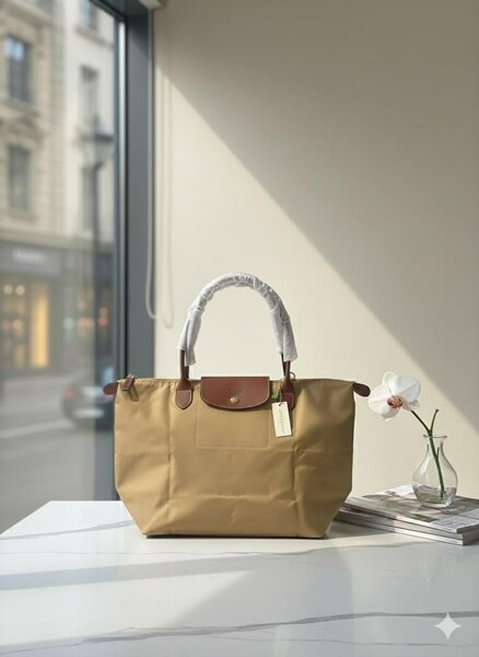 Sac à main élégant kaki