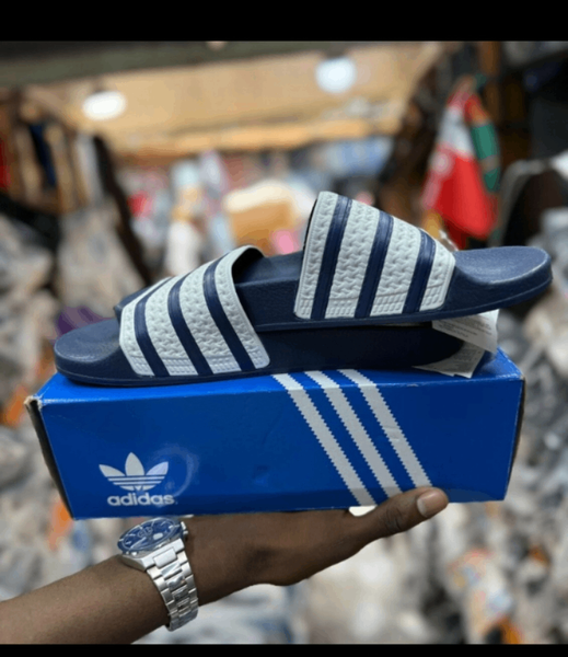 Claquettes adidas bleu-blanc