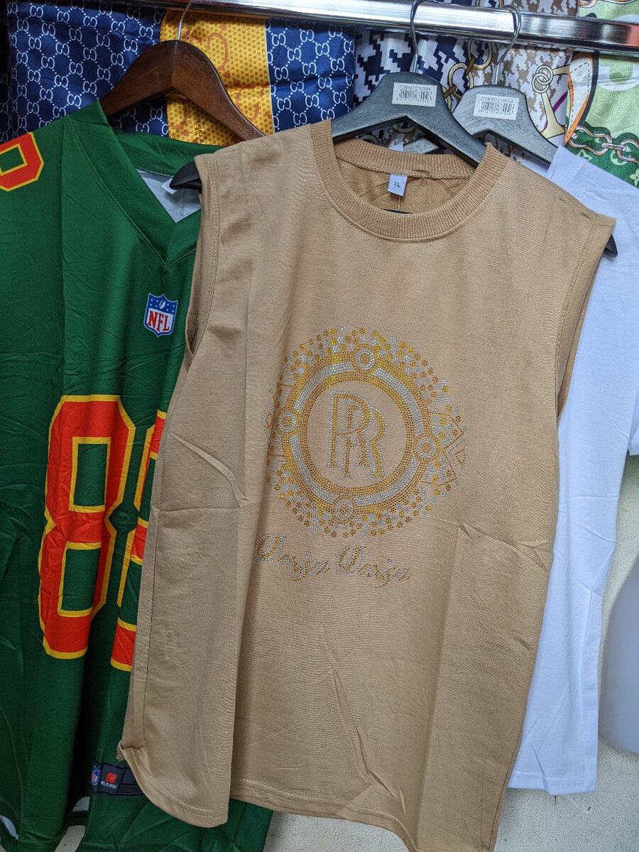 Tops and t shirts