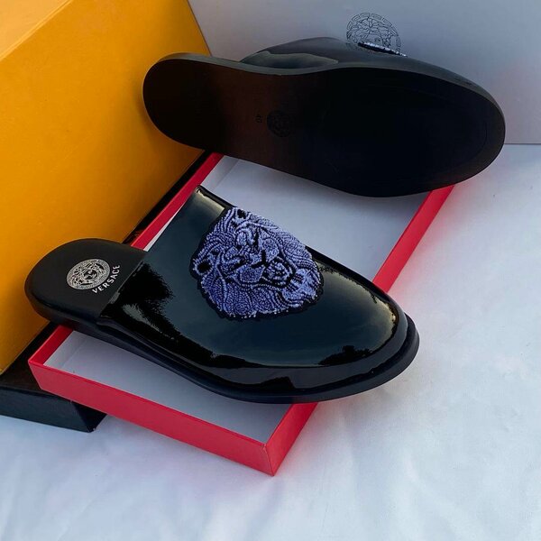 Half shoes