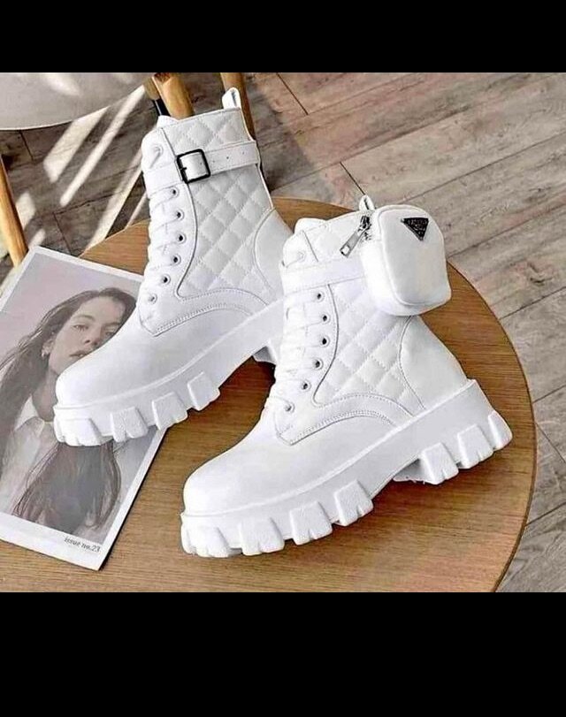 Chaussure prada