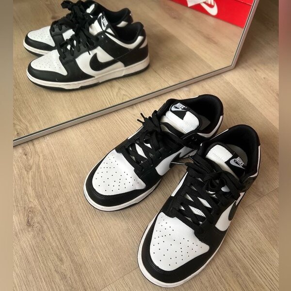 NIKE SB