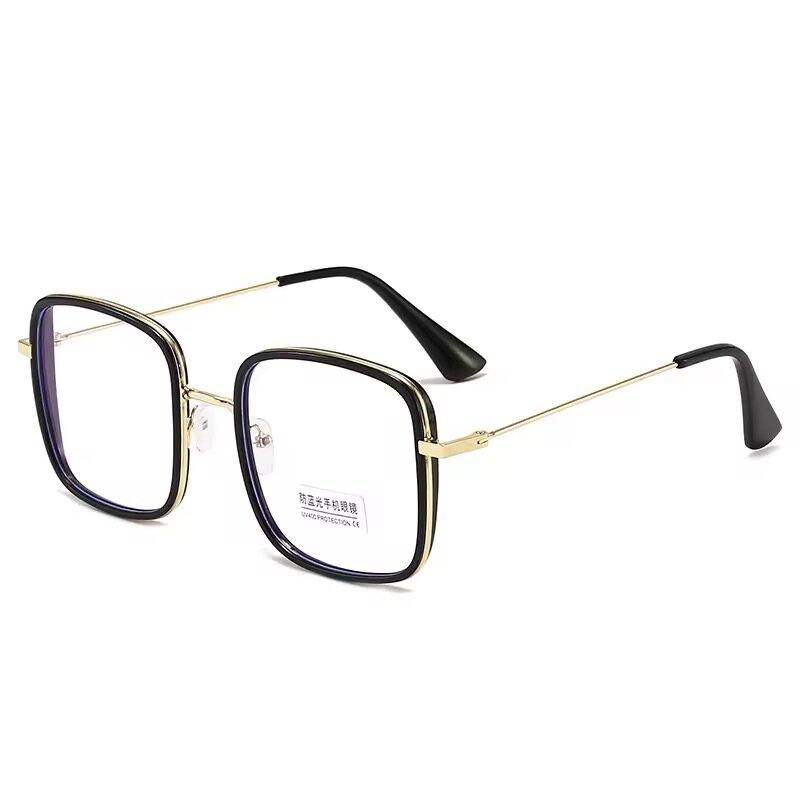 Lunettes à monture carrée élégante