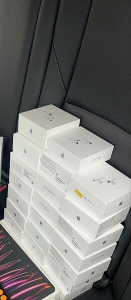 Apple AirPods