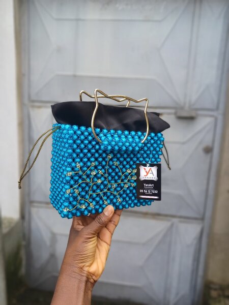 Sac à main artisanal perlé