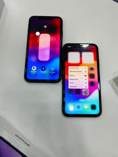 iPhone XR, 11