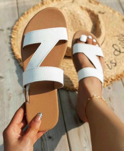 Ladies slippers
