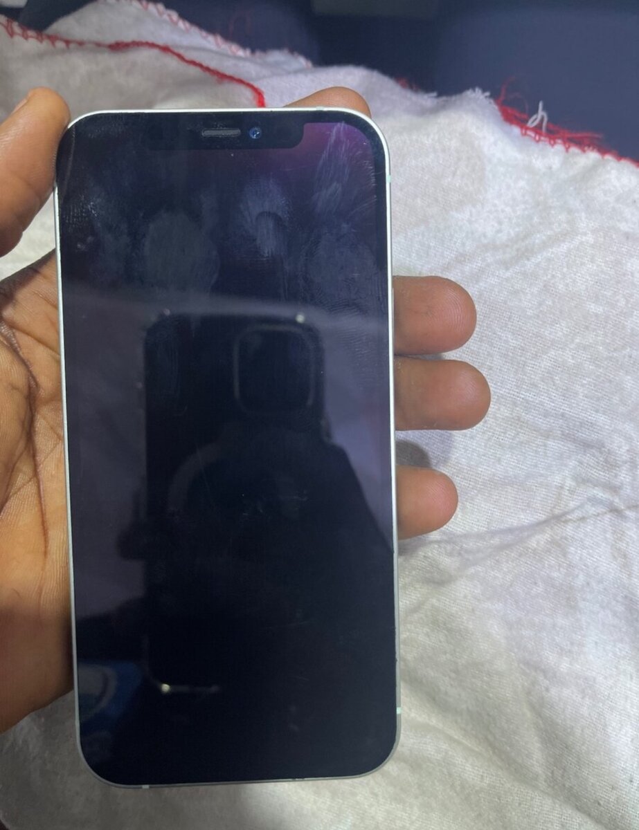 iPhone 12