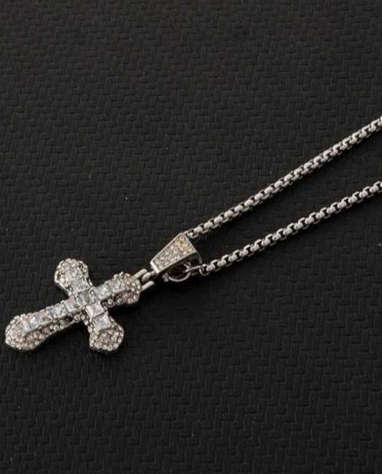 Mens necklace