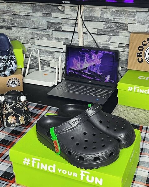 SAC EASTPAK + CROCS