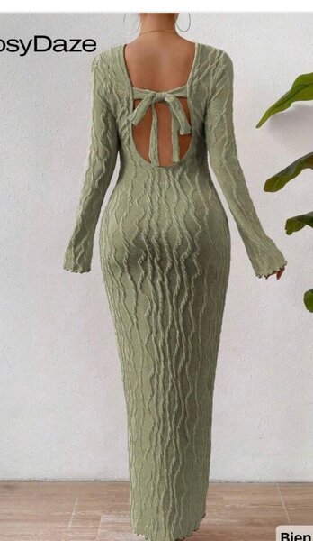 Robe longue dos nu élégante