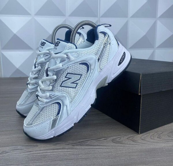 New Balance 530