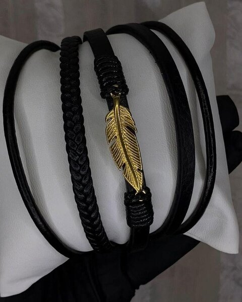 Leather bracelet