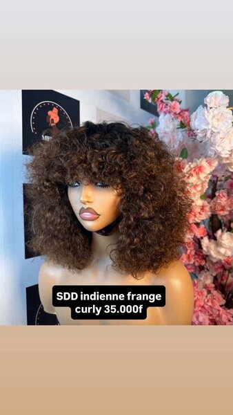 Perruque Bouclée Indienne