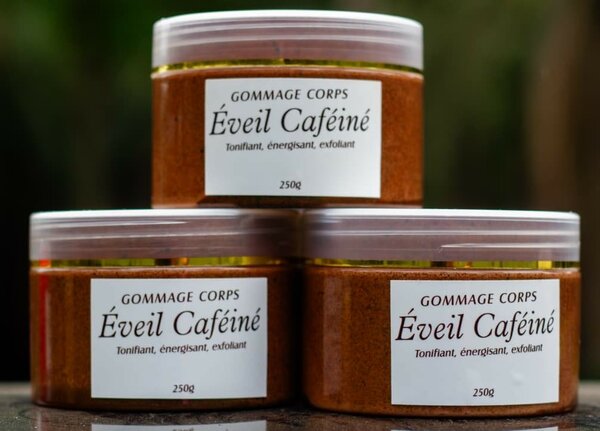 Gommage Corps Éveil Caféiné