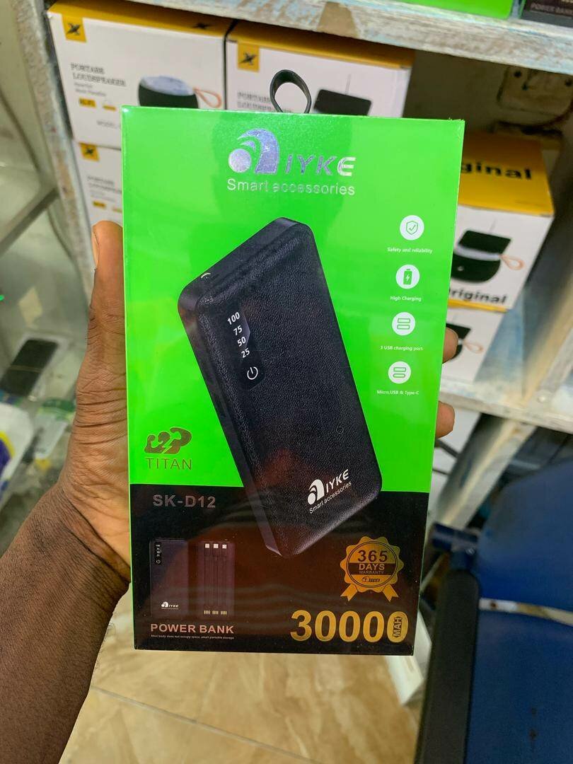 Titan power bank