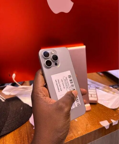 iPhone 14 Pro Max argent