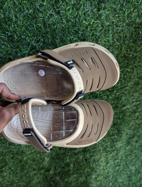 Crocs