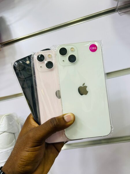 iPhone 13