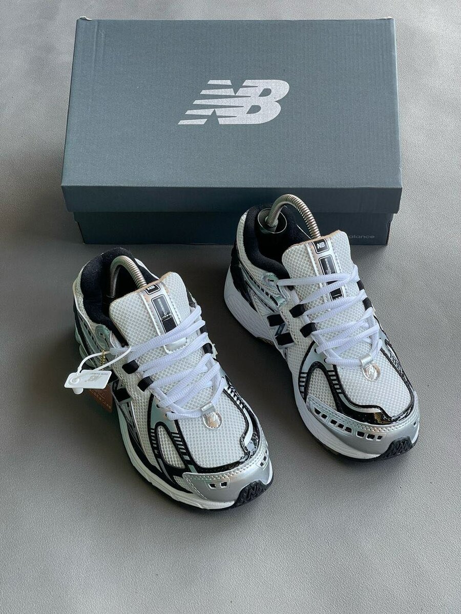 NEW BALANCE 1906