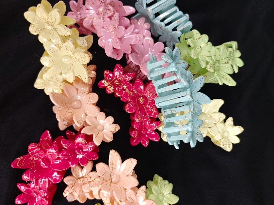 Pince à cheveux fleurs colorées