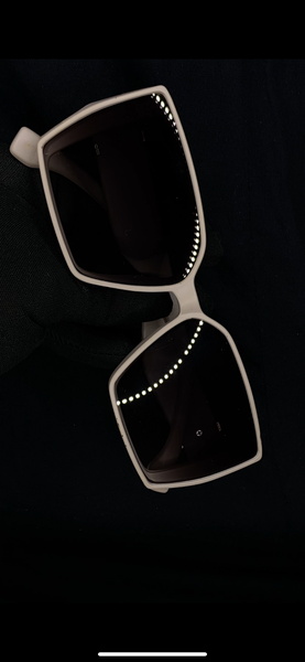 SUNGLASSES