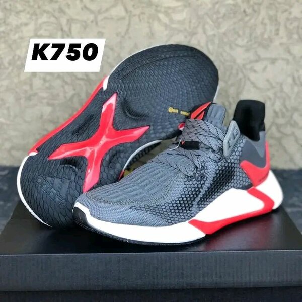 Alpha sneaker