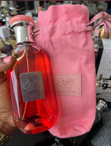 Mousuf pink