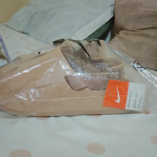 NIKE CROCS