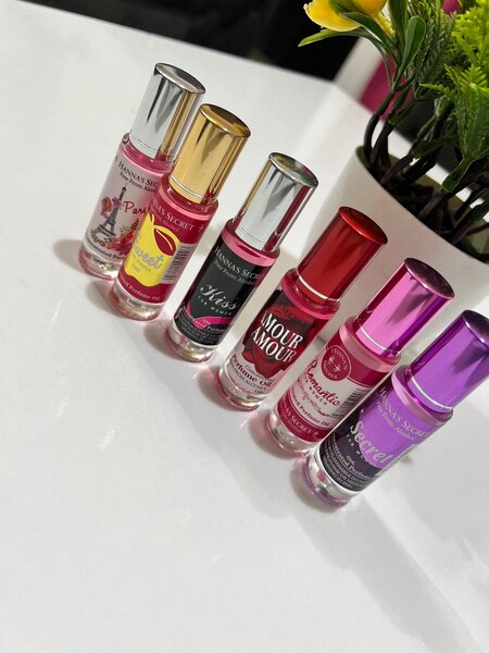 Perfume oils