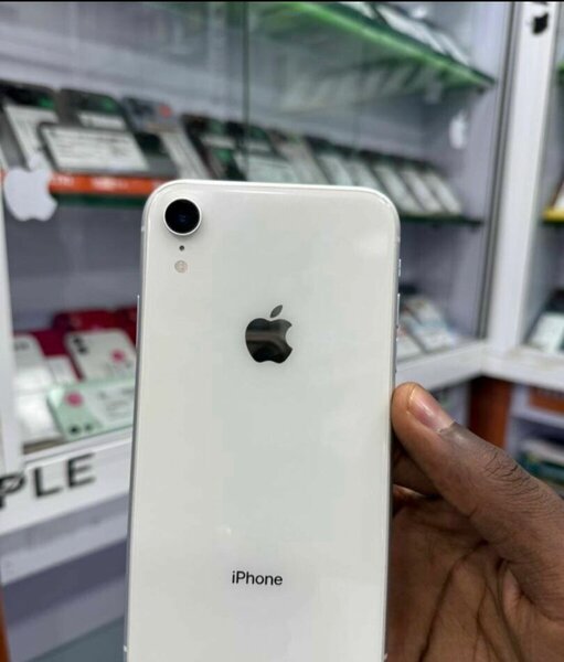 iPhone XR Blanc 64GB