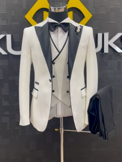 SUIT
