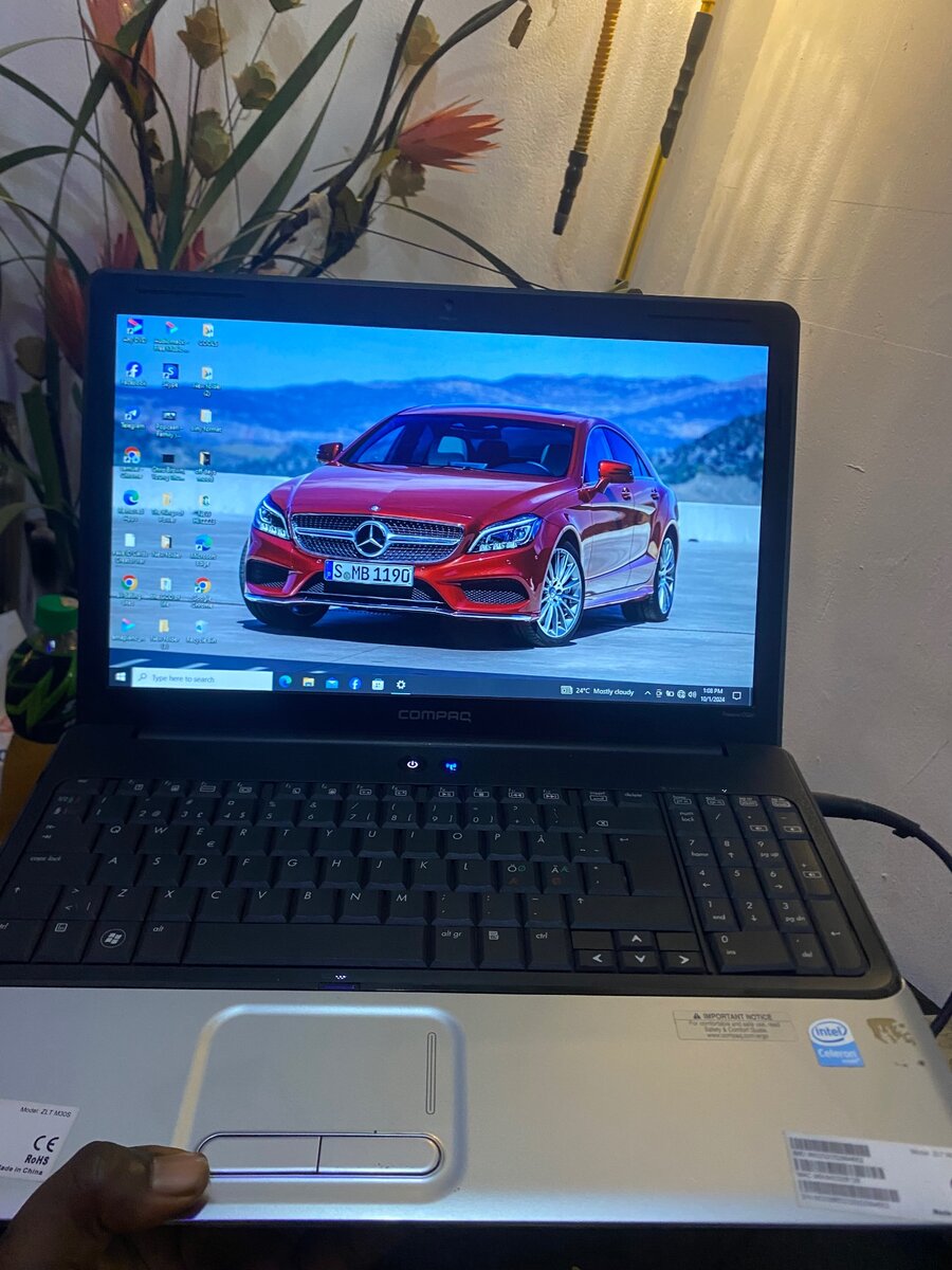 COMPRQ laptop