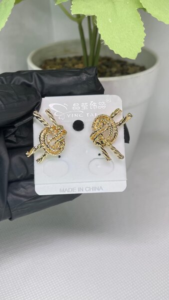 Rope earring