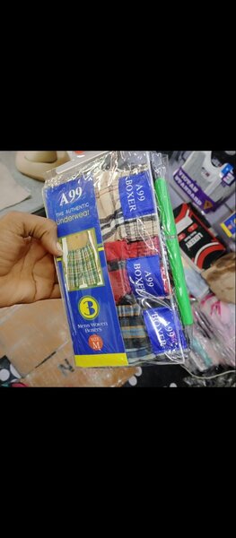 Checked boxer's