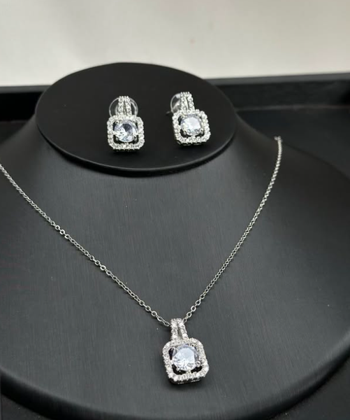 Necklace + earrings
