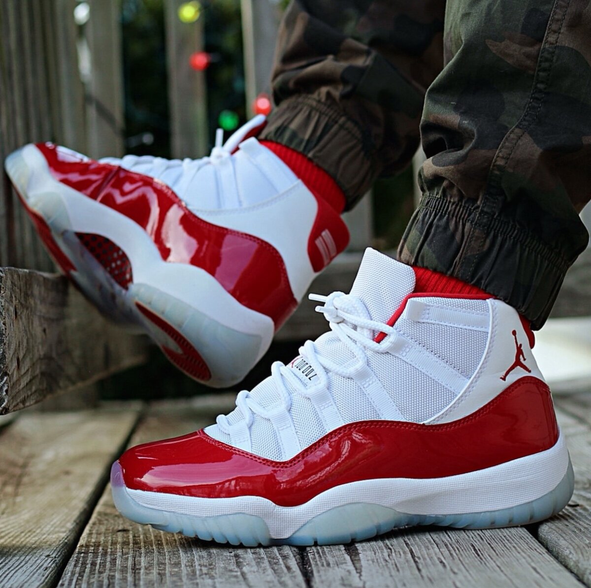 JORDAN 11