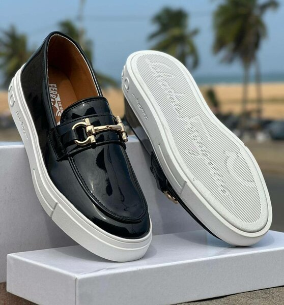 Fashion shoes