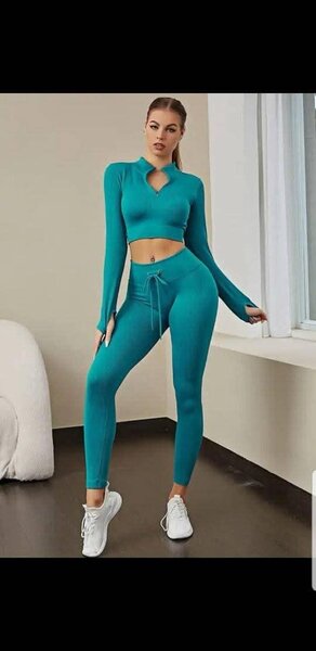 Ladies utuntu kuno