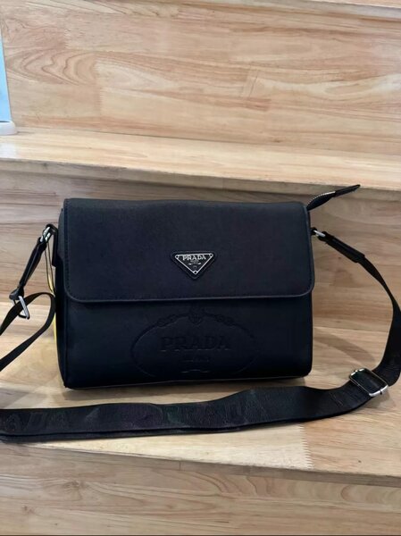 Sacoche Louis vuitton