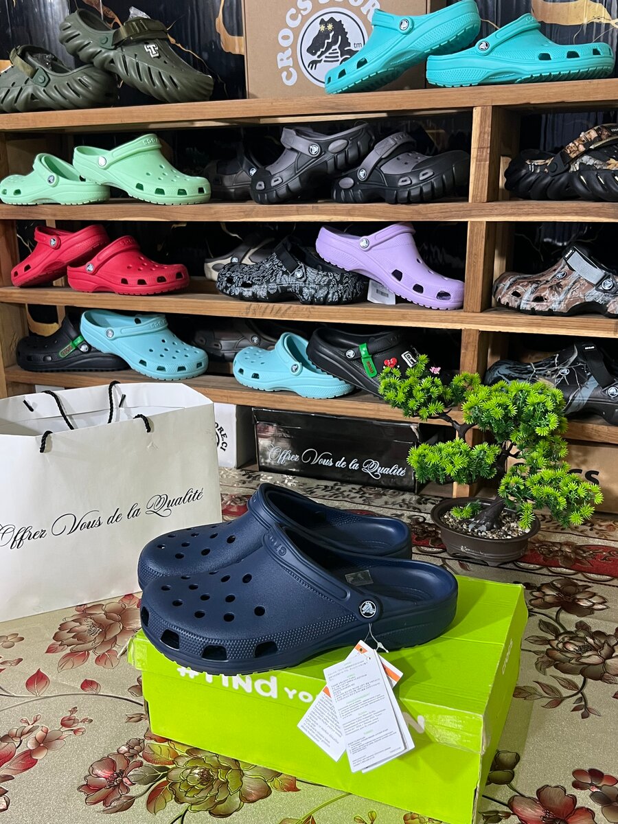 Crocs classique bleu nuit
