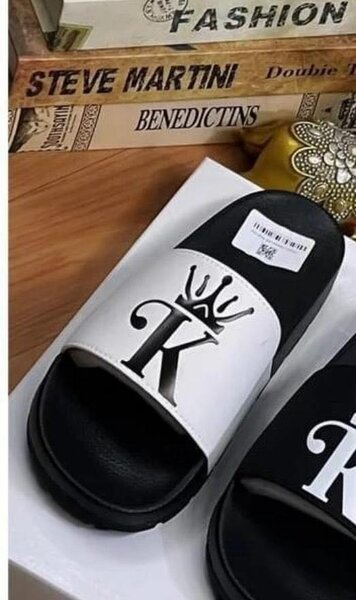 Unisex slides
