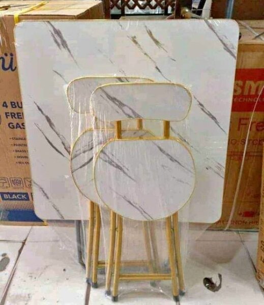 Table 2 chaises