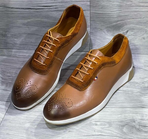 Souliers disponible