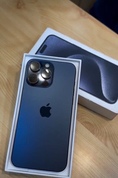 IPHONE 15Pro max 512go CE