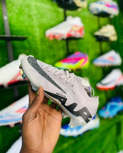 NIKE AIR ZOOM