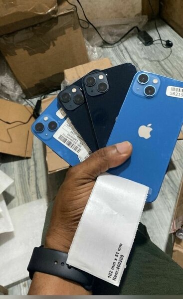 iPhone 13