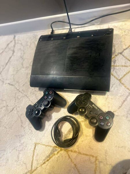 Play Station 3