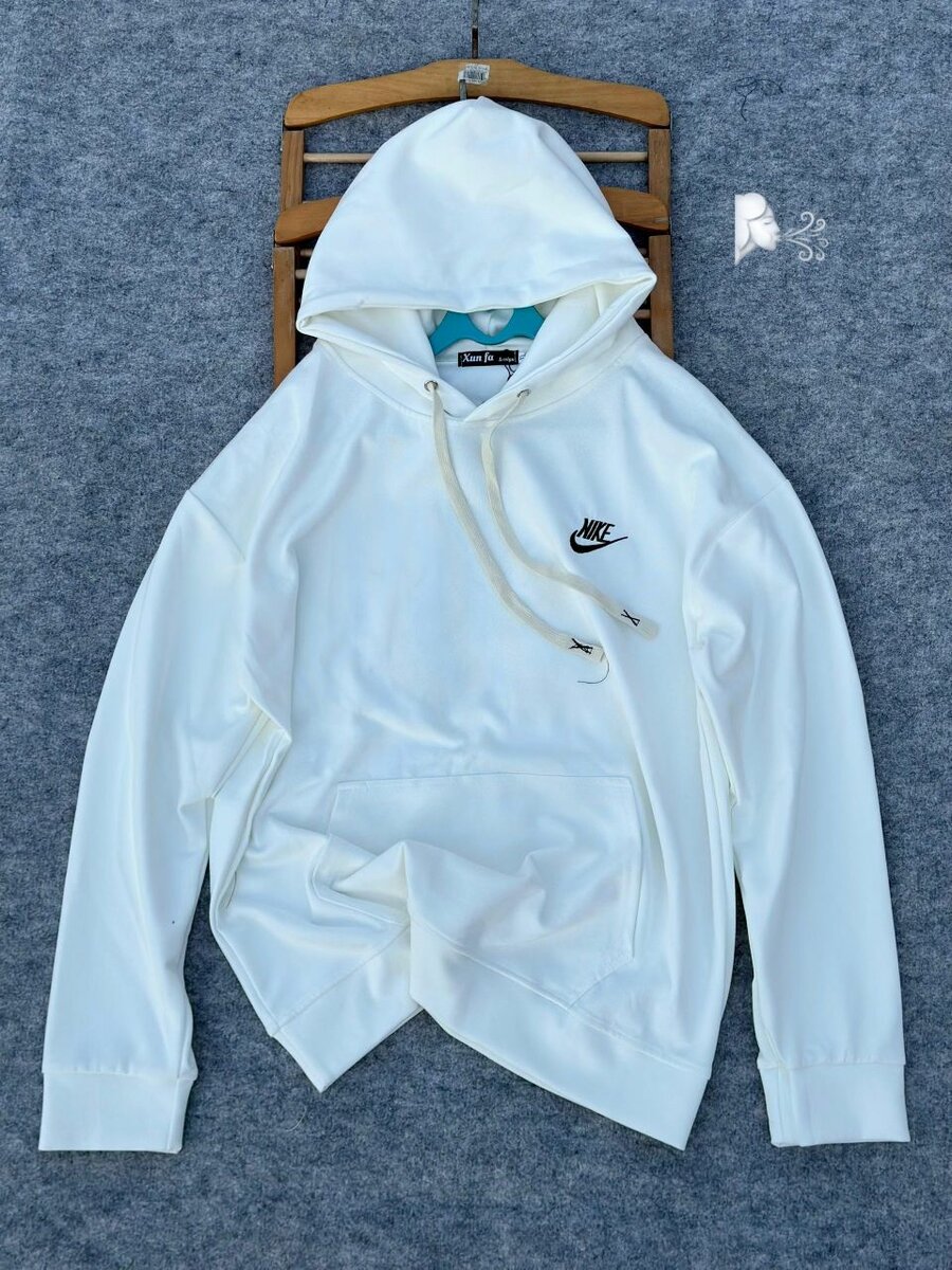 Pull over nike